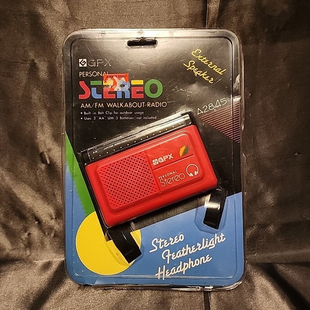 VTG RED GPX A2845 PERSONAL STEREO AM/FM WALKABOUT RADIO STERO HEADPHONES NEW!